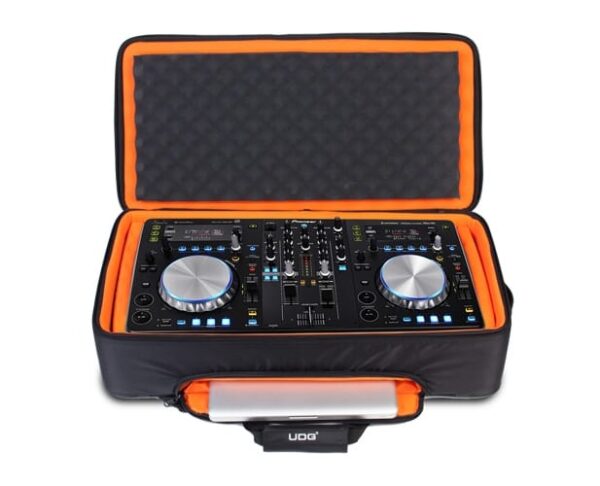 UDG U9104BL/OR - ULTIMATE MIDI CONTROLLER BACKPACK LARGE BLACK/ORANGE