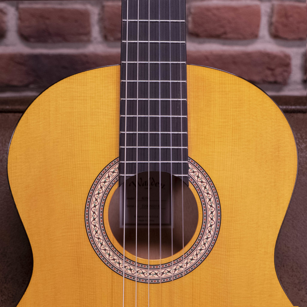 WALDEN WAN350W CHITARRA CLASSICA STANDARD 300 - immagine 3