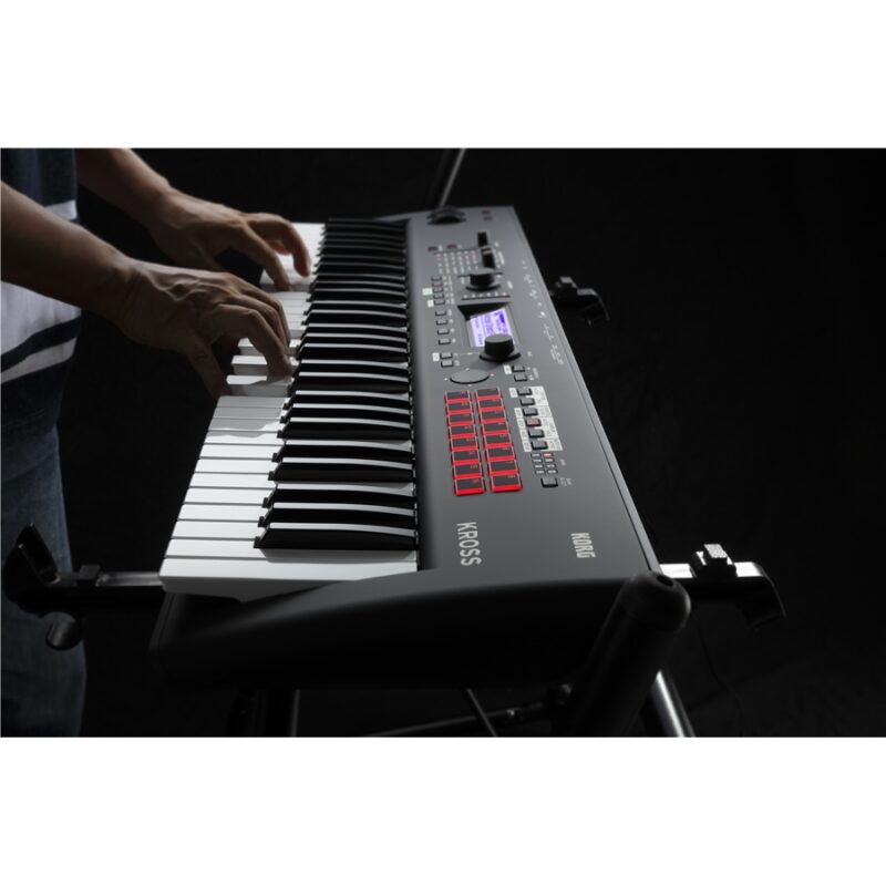 Korg KROSS 2-61 (Super Matte Black)