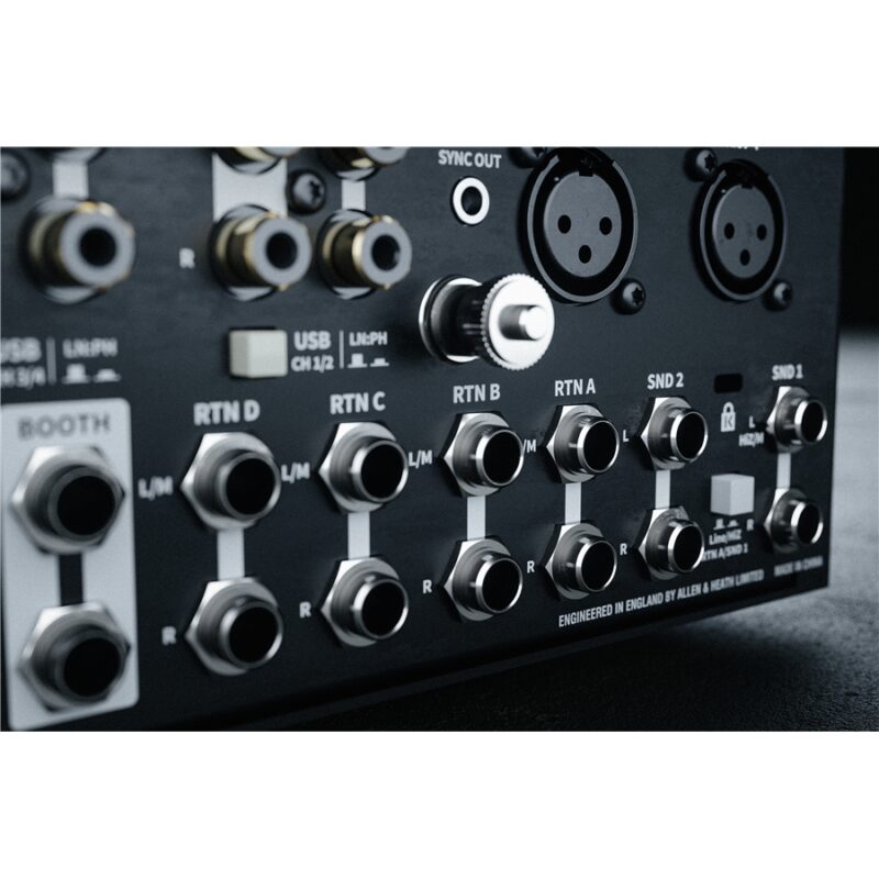 Allen & Heath XONE:96 mixer analogico per club e DJ con doppia interfaccia audio USB
