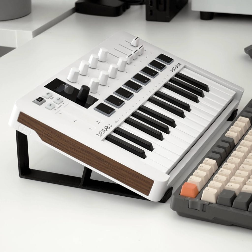 RESTAND Arturia Minilab 3 Stand - immagine 4