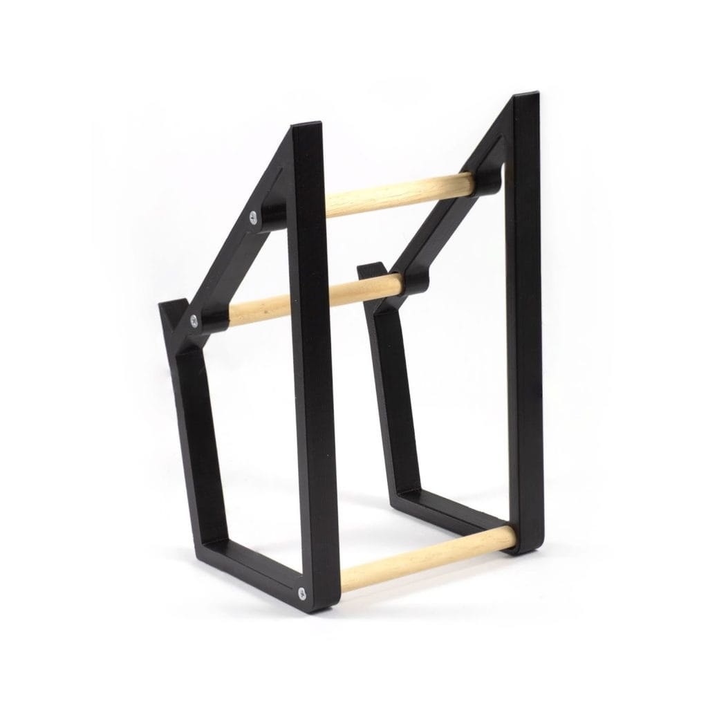 Twister Raised Stand