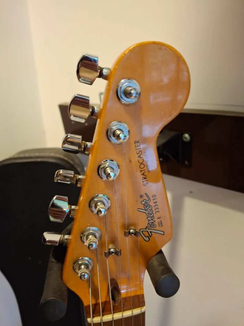 Fender Stratocaster 1983 - immagine 4