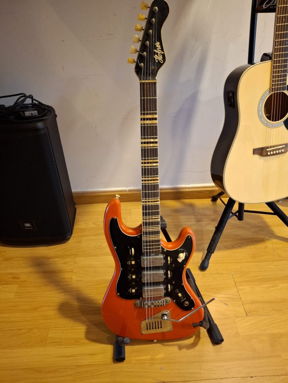 Hofner Halaxy 176