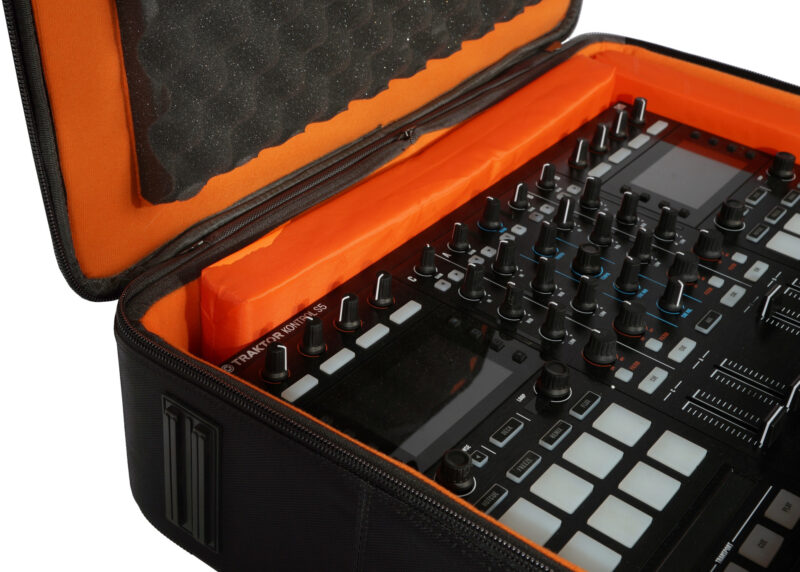 UDG GEAR U9103BL/OR - ULTIMATE MIDI CONTROLLER BACKPACK SMALL BLACK/ORANGE - immagine 6