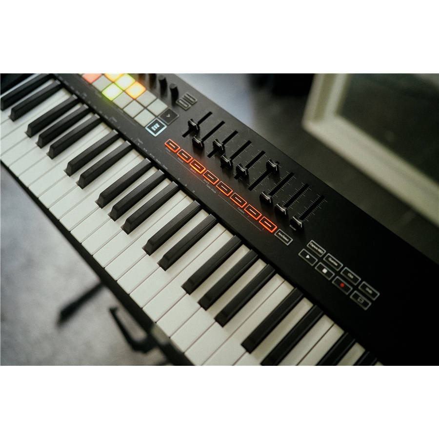 Novation Launchkey 49 Mk3