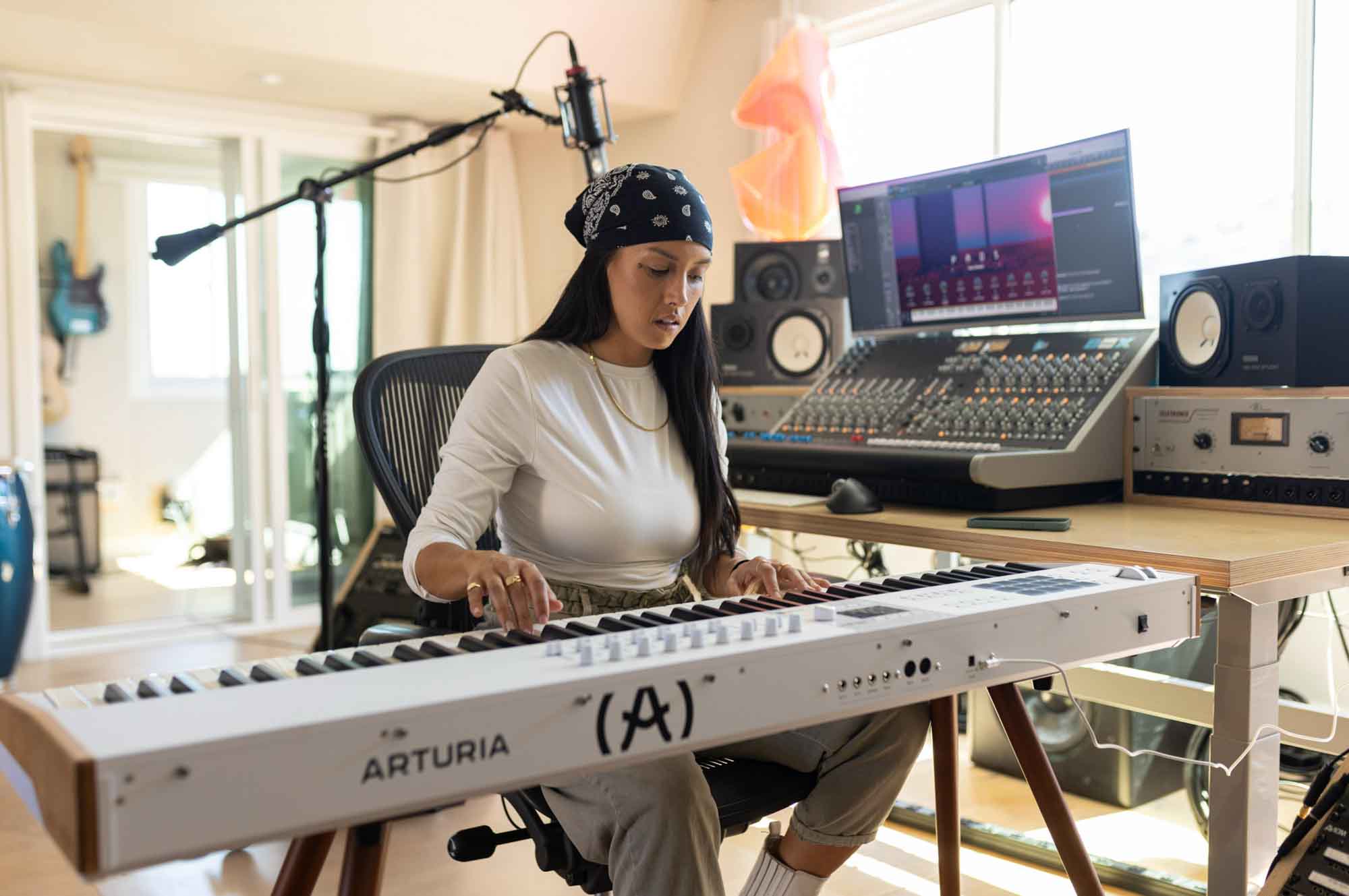 Arturia KeyLab 88 Mk3 White