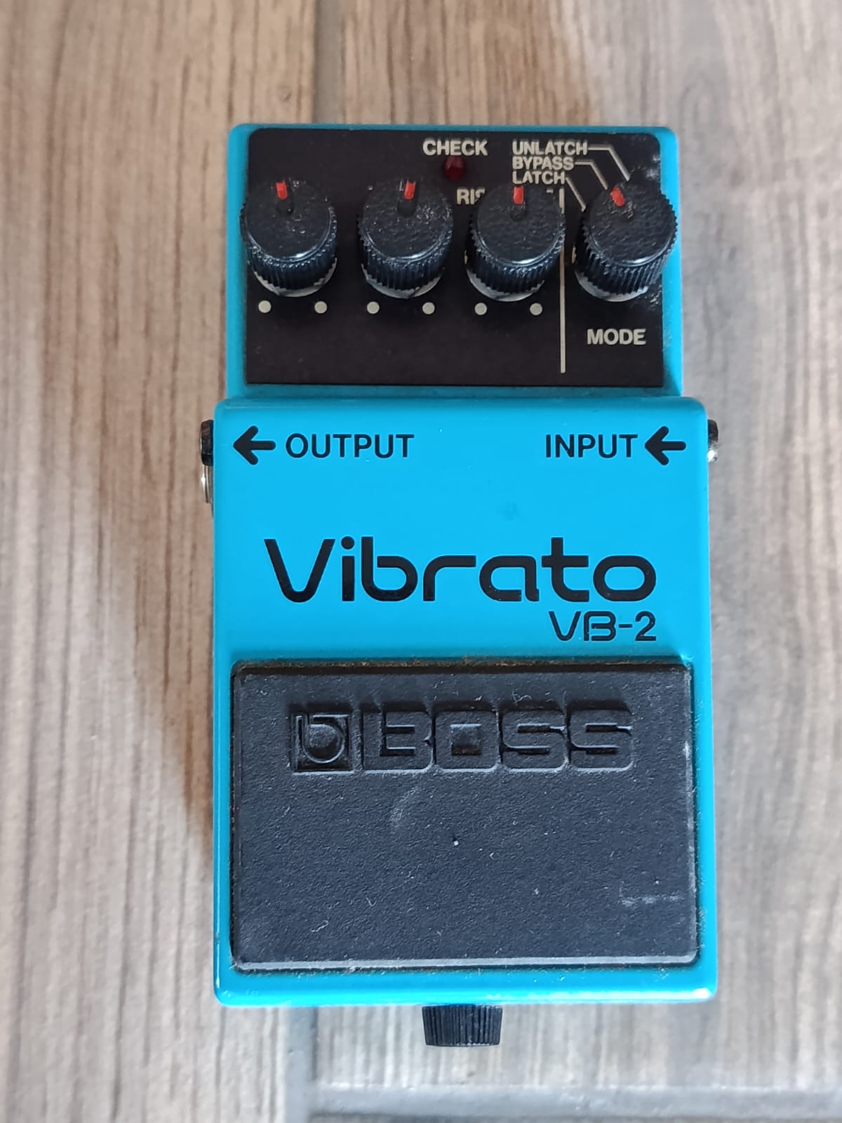 Boss Vibrato VB 2 made in Japan