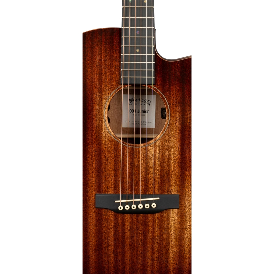 C.F. Martin & Co. 000CJRE StreetMaster