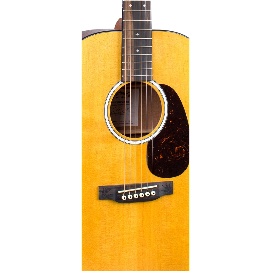 C.F. Martin & Co. 000Jr-10E Shawn Mendes