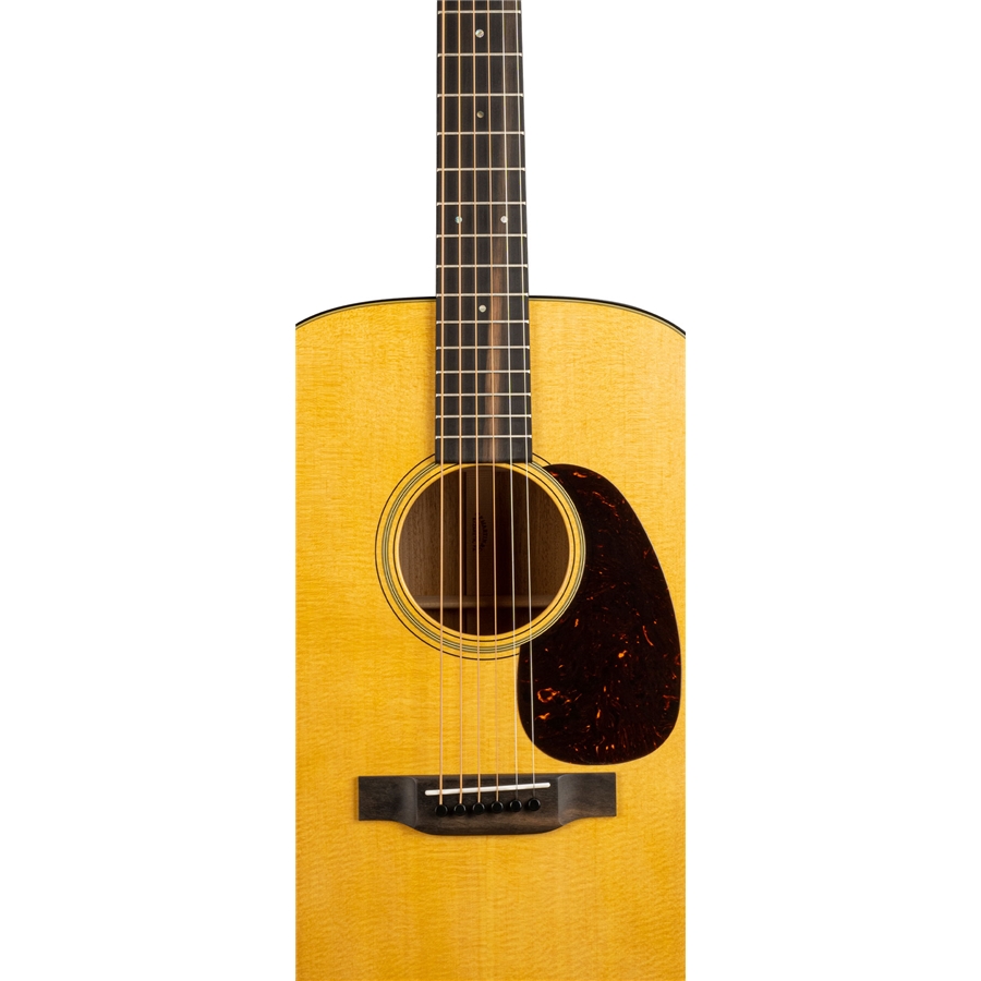 C.F. Martin & Co. D-18 Satin (2025)